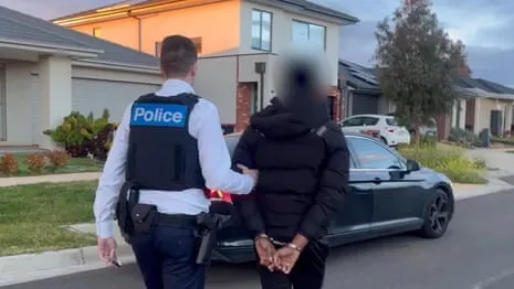 Seven Teenagers Charged With Murder Following Knife Deaths of Two Youths in Melbourne
